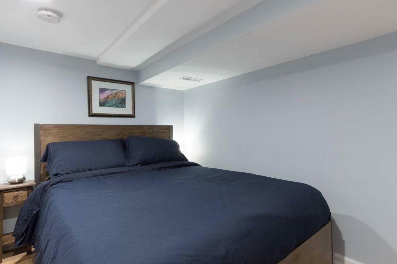 Luxury 2 Bedroom Apartment W/ Free Parking Washington Exterior photo